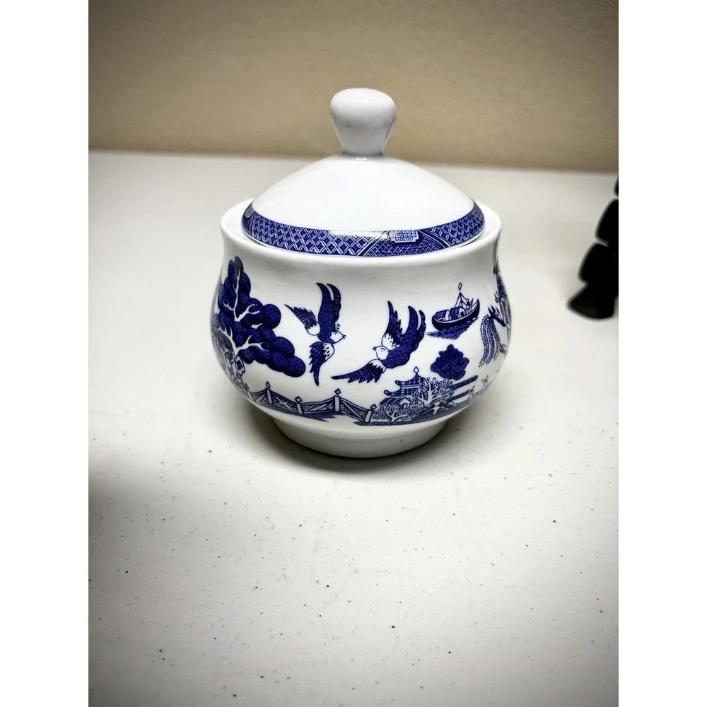 Royal Cuthbertson Blue Willow Sugar Bowl With Lid EUC